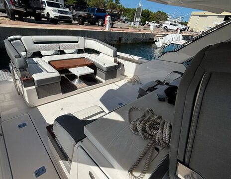 Ultimate speed, spacious comfort and elegant style... Best Time Ever!
