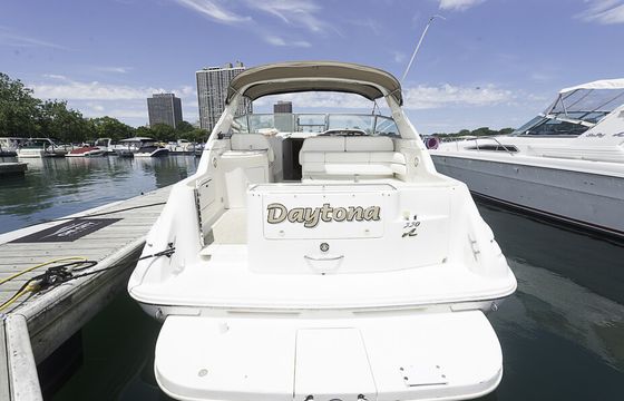 Diversey Harbor 36' Sea Ray Floating Oasis