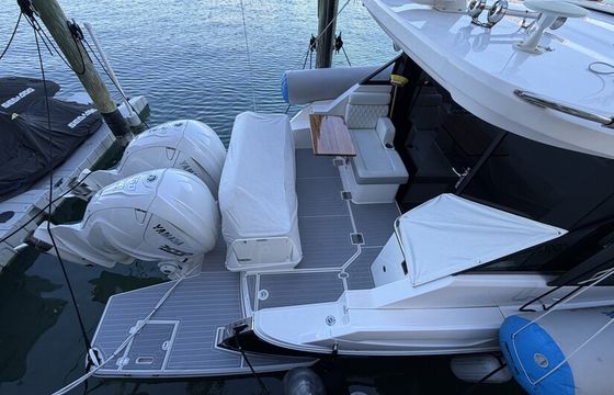 2024 Regal 36XO – Like-New Luxury Crossover, Twin Power, Loaded Option