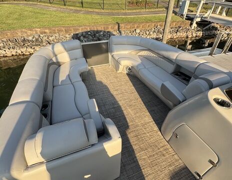 Cruiser and Tube Lake Norman Harris 240 Sunliner Tritoon