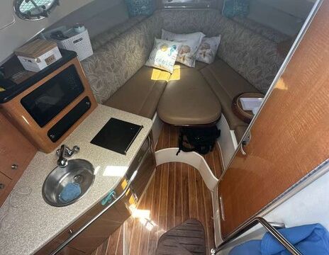Relax & Refresh Aboard the 2012 30ft Robalo DC