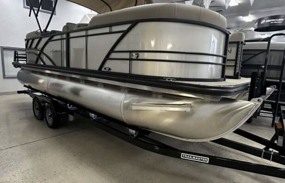 Lake Powell Daily Rentals - 2025 Sylvan Pontoon X3