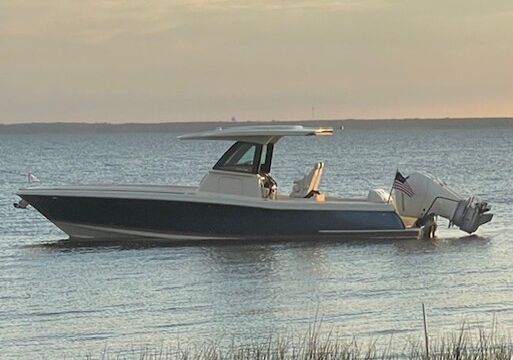 OBX Dream Day – 33’ Catalina for Fishing, Cruising & Sunset Tours
