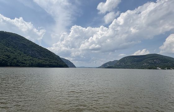 Honu Hudson River Cruises