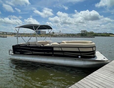 #12 Luxury Bentley Pontoon Rental – Orange Beach, AL!