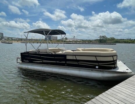 #12 Luxury Bentley Pontoon Rental – Orange Beach, AL!