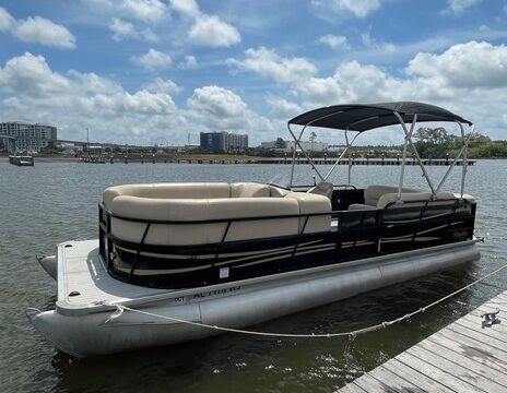 #12 Luxury Bentley Pontoon Rental – Orange Beach, AL!