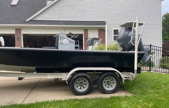 Release SXE Flats Fishing Boat