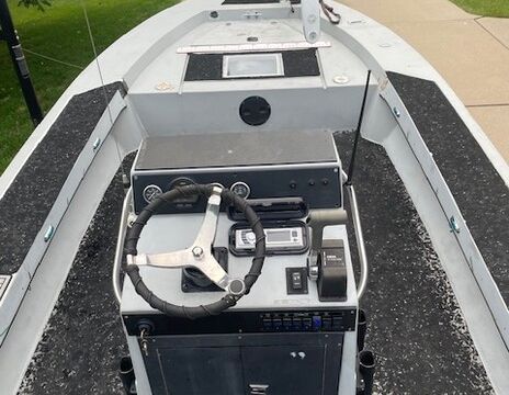 Release SXE Flats Fishing Boat