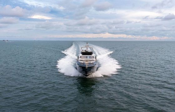 Brand New 2025 80 Azimut S8 - Italian Craftmanship in Miami!