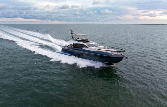 Brand New 2025 80 Azimut S8 - Italian Craftmanship in Miami!
