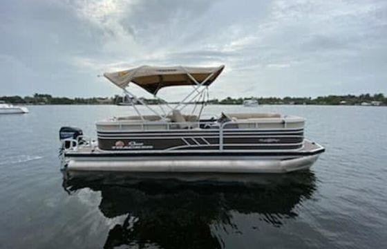 Pontoon Boat Rental