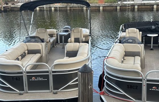 Pontoon Boat Rental