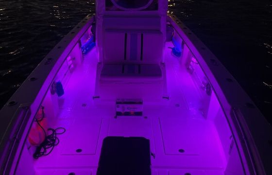 28ft Center Console | Fort Lauderdale Fishing, Sandbar & Party Charter