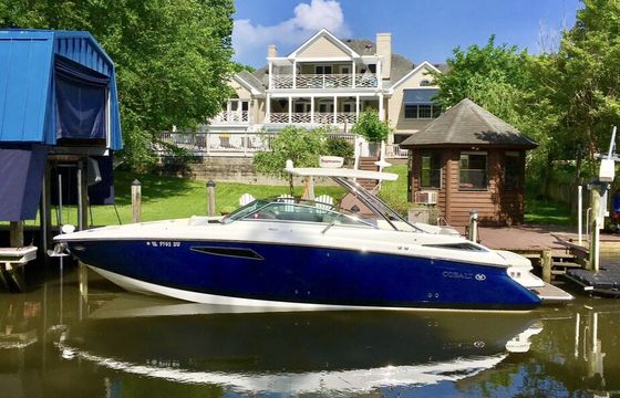 35 Foot Ultimate Party/Cruising Boat – Luxury & Performance Combined!