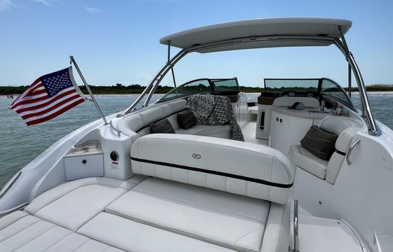 35 Foot Ultimate Party/Cruising Boat – Luxury & Performance Combined!