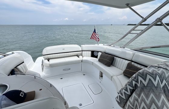 35 Foot Ultimate Party/Cruising Boat – Luxury & Performance Combined!