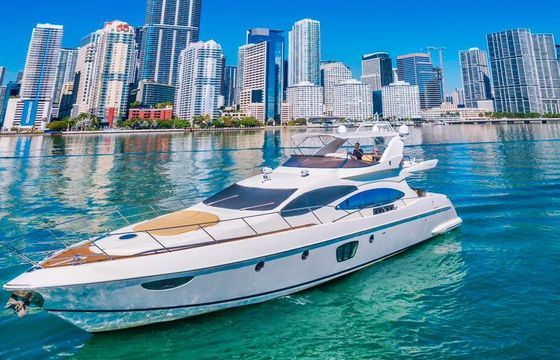 70ft Azimut Luxury Yacht – Jet Skis and Water Toys, Miami Beach