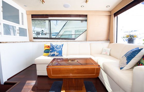 Private Yacht Rental of a stunning 43' Hatteras with Captain