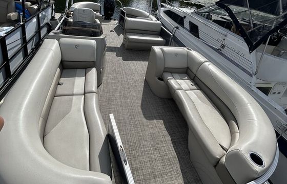 Pontoon Lake Washington