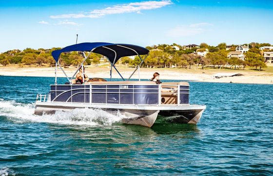 Luxury Bennington S22 Pontoon – Fuel Included, Lake Travis