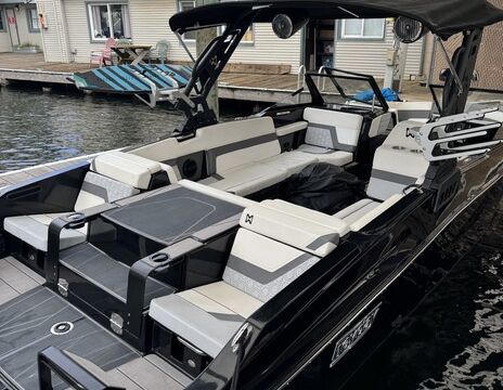 Surf. Sun. Party. This Is The Boat. 2023 22' Heyday H22.