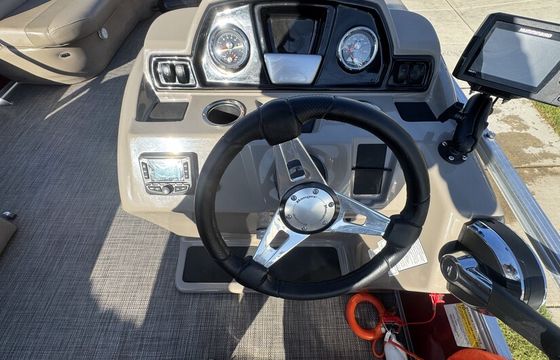 Luxury Lake Days on Ray Hubbard &amp; Lavon | 2024 Ranger Pontoon