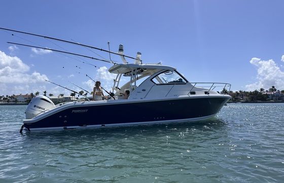 36' Luxury Cruising and Fishing Pursuit Boat