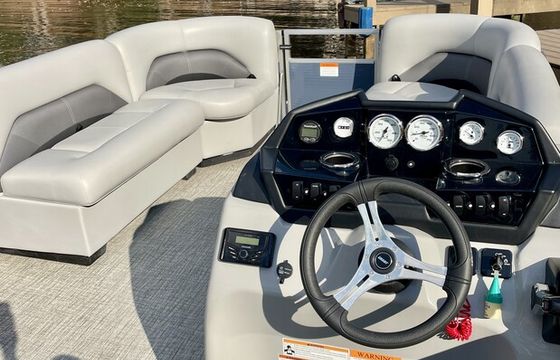 2023 Pontoon Boat for Family Fun