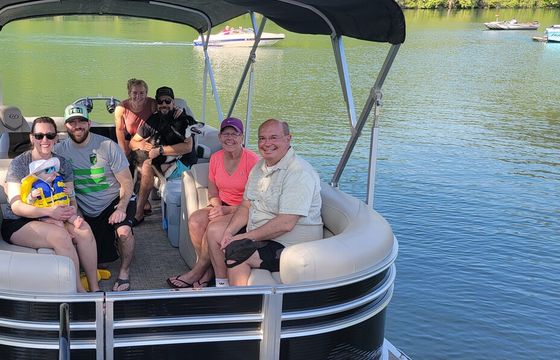 Fully Equipped Harris Tritoon – Bluetooth, Floating Mat, Lake Travis