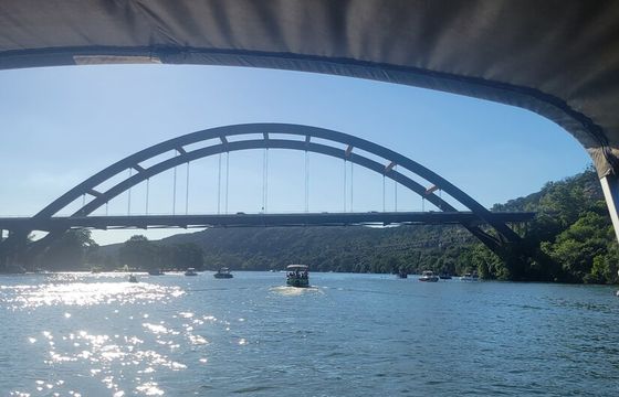 Fully Equipped Harris Tritoon – Bluetooth, Floating Mat, Lake Travis
