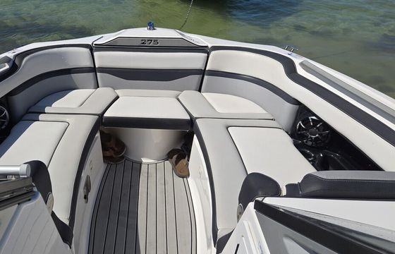 28ft  Yamaha **Fast and Luxurious** Sandbar FAVORITE tons of room***