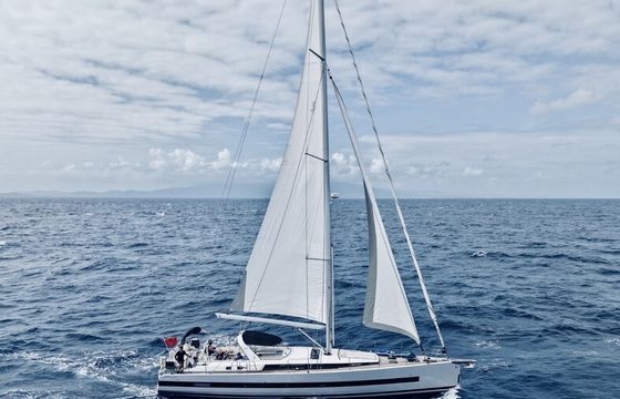 Ultimate Luxury Sailing DREAMSTAR Oceanis Yacht 62ft