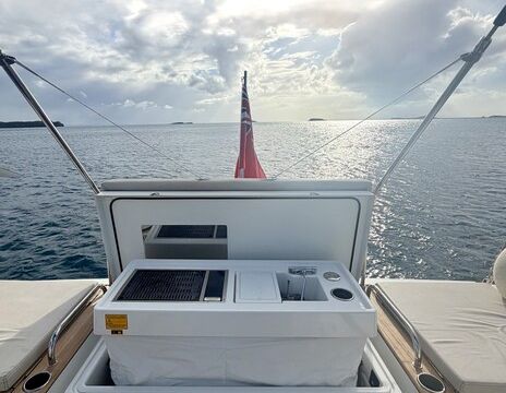 Ultimate Luxury Sailing DREAMSTAR Oceanis Yacht 62ft