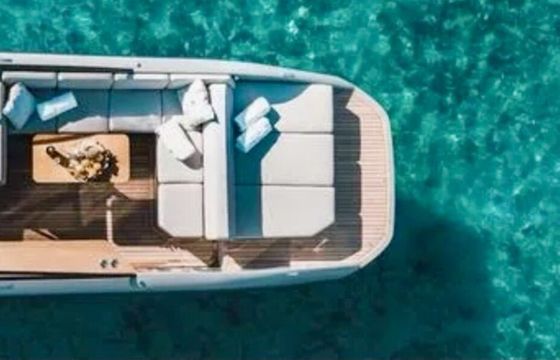 Rand Luxury Yacht with Captain and Fuel – Riviera Beach, West Palm