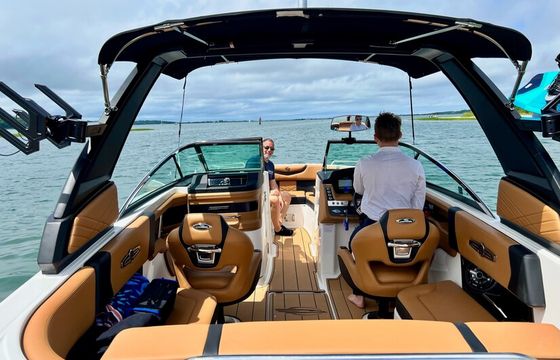 2023 Chaparral 26 Surf
