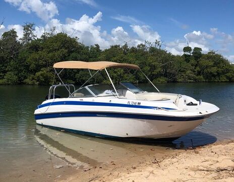 23ft Bow rider/deck boat
