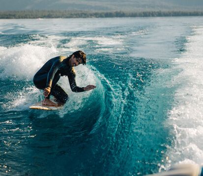 New Wakesurf Boat on Lake Tahoe | 23 foot MB B52: the best surf wave!
