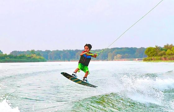 Wakesurfing, Wakeboarding, Water Skiing, Kneeboarding, Water Tubing!