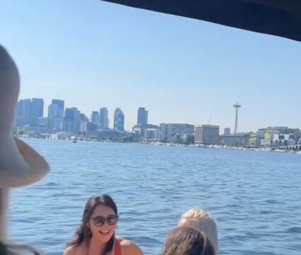 24' Luxury Massimo Party Pontoon | Lake Union Cruises with LED Lights