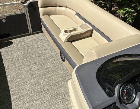 Pontoon for Rent on Otsego Lake in Gaylord Michigan