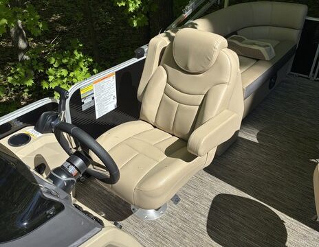 Pontoon for Rent on Otsego Lake in Gaylord Michigan
