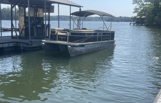 Sweetwater Serenity — 12-Passenger Comfort Tritoon
