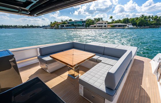 53ft Pardo Luxury Yacht Charter – Fort Lauderdale