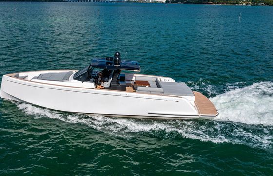 53ft Pardo Luxury Yacht Charter – Fort Lauderdale