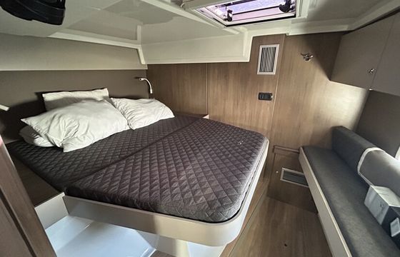 WATERS EDGE - Bali Catspace 38.0
