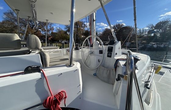WATERS EDGE - Bali Catspace 38.0