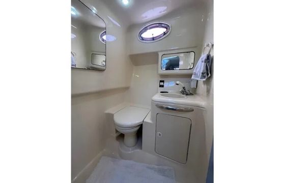 33’ Sea Ray – Charleston Bareboat Rental