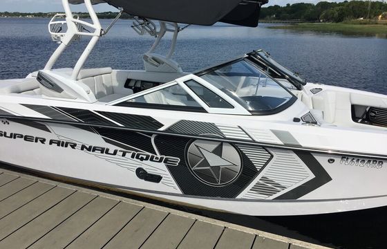 G23 Wakesurfing at Lake LBJ