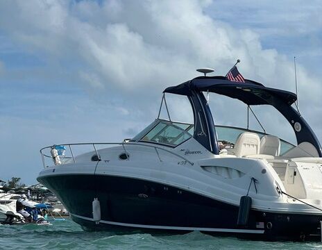 37ft Sea Ray Sundancer Luxury Yacht – Miami